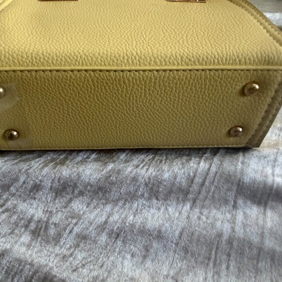 BeBe handbag - Picture 3 of 4